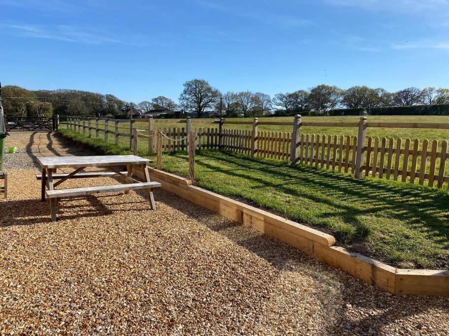 Beautiful Rural Self Contained Farm Annex Villa Hordle Eksteriør bilde